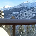 Alpstuga Stirling Luxury &