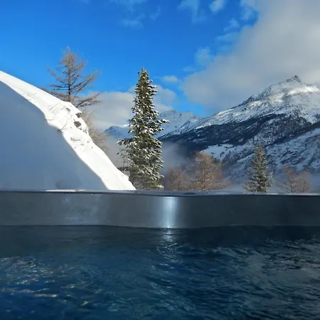 Stirling Luxury & Dağ evi