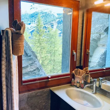 Chalet Stirling Luxury & *