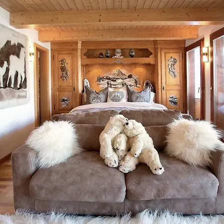 Stirling Luxury & Alpesi faház Saas Fee